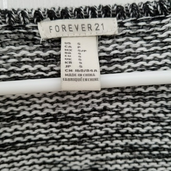 Zip up sweater/cardigan - Picture 3 of 3